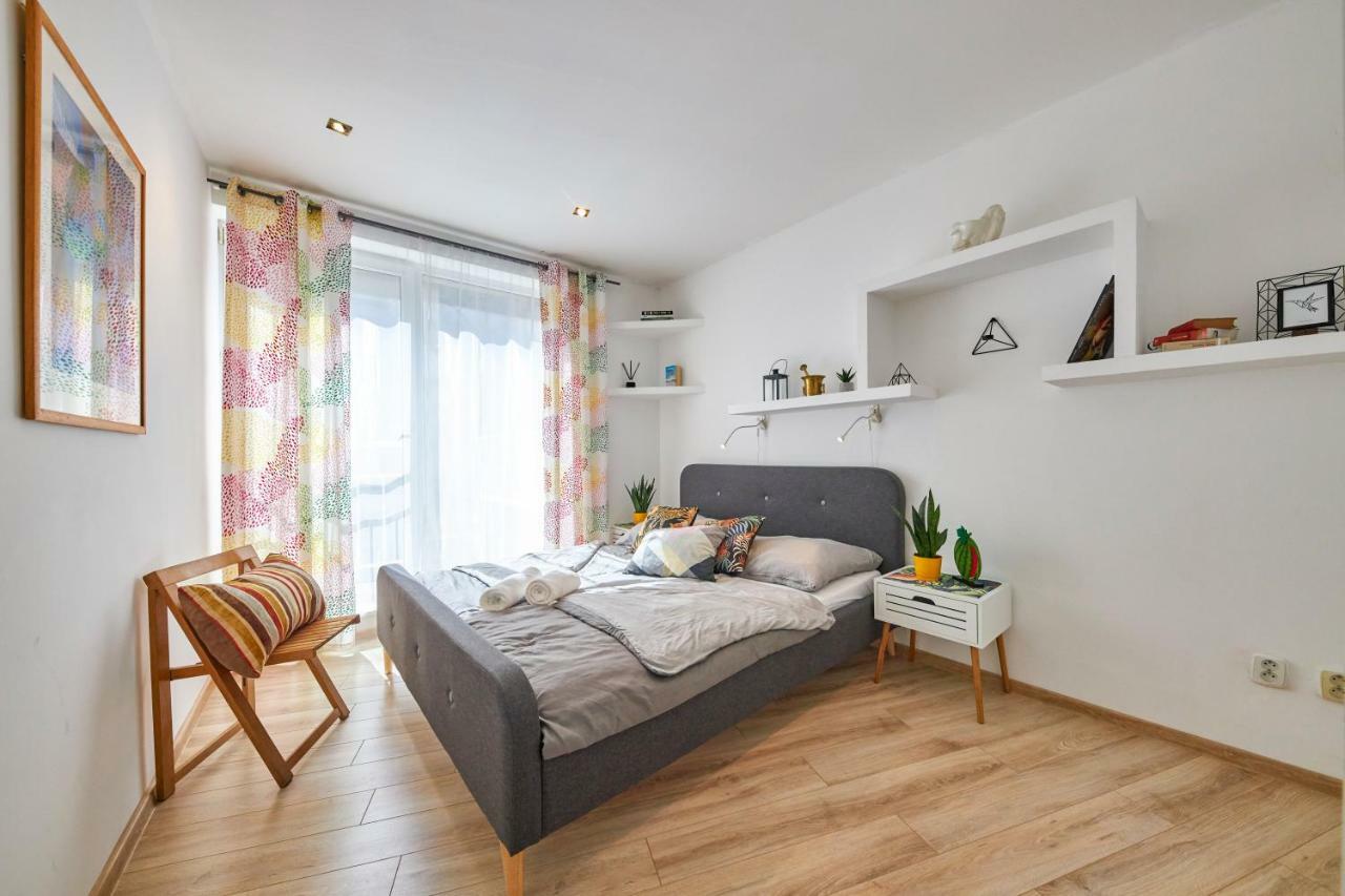 Pineapple Apartment Pozsony Kültér fotó